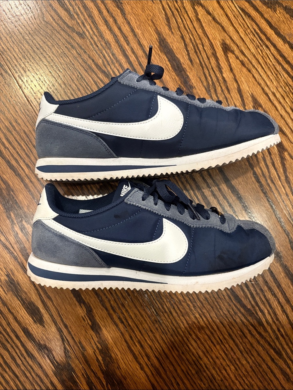 Nike Women’s Cortez Navy & White Classic Trainer
